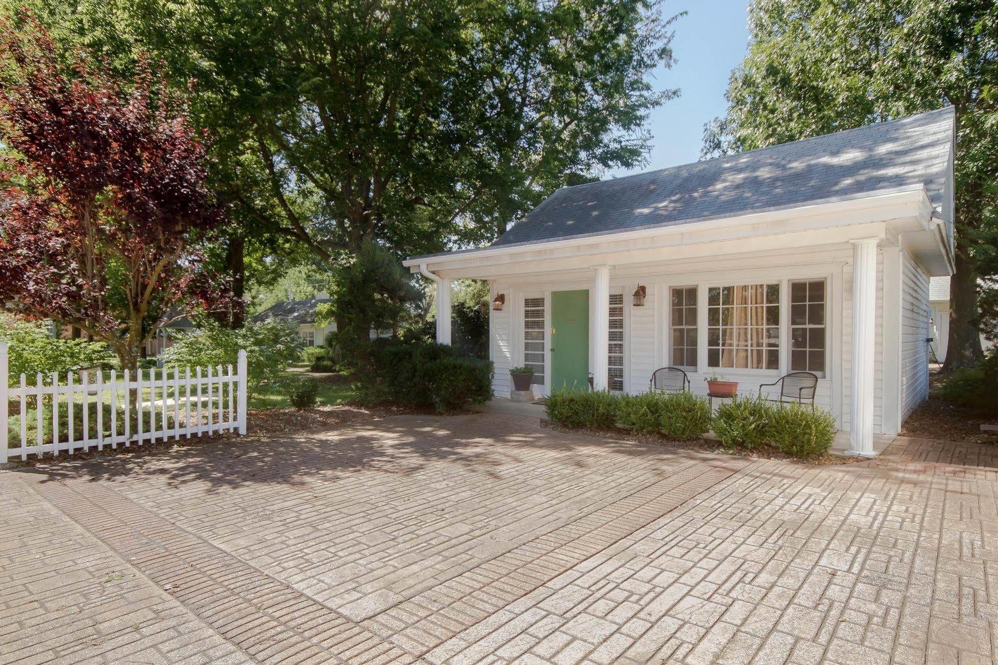 Dickey House Bed And Breakfast Marshfield Екстер'єр фото