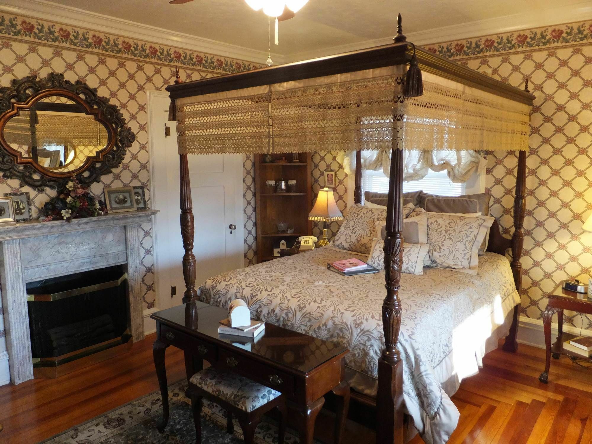 Dickey House Bed And Breakfast Marshfield Екстер'єр фото